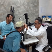 الفحص للعيون في مستشفي خدادوست - شركة المواساة للعلاج في ايران